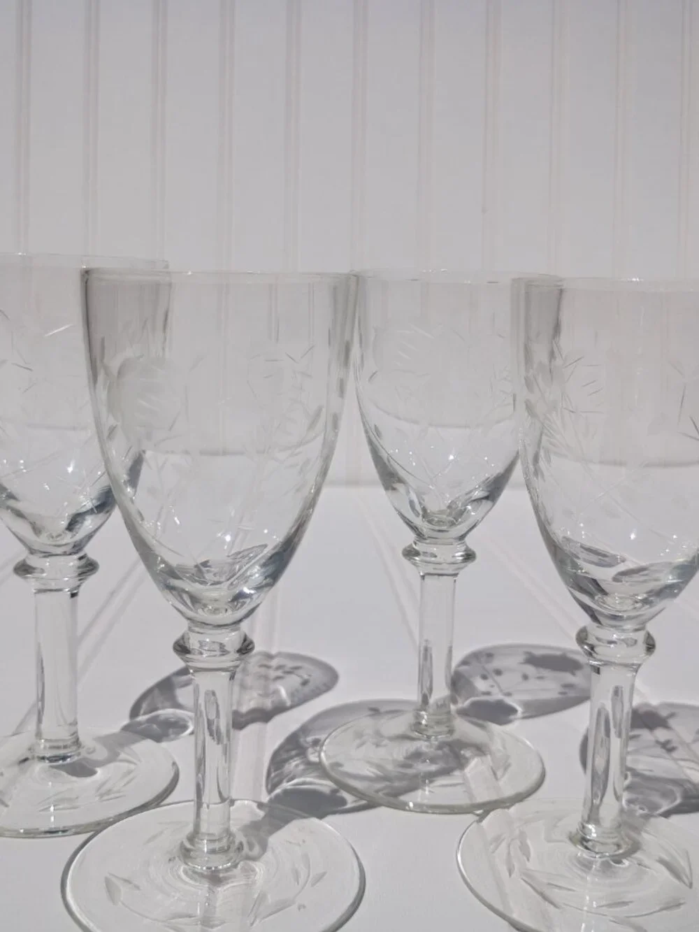 Vintage Frosted Rose Etched Miniature Wine Cordial Glasses Small Barware 4pc
